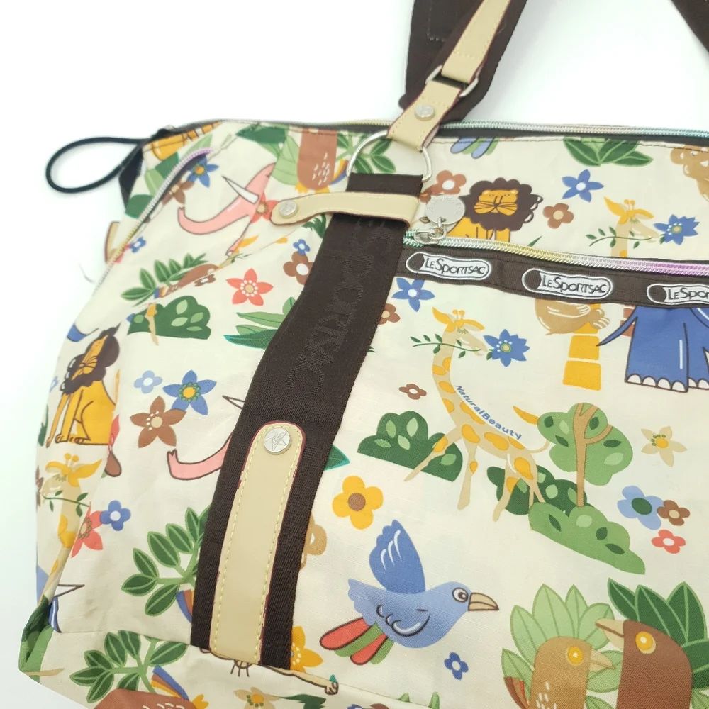 LeSportSac Small Duffle Bag Wild Animal Print Lion Giraffe Elephant Cream - Picture 3 of 12